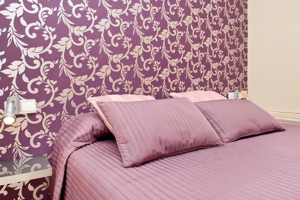 Apartament Glorias:Sagrada Familia 15 Minutos - Playa 20 Minutos Barcelona 0*,